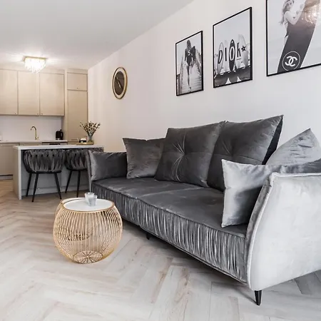 Apartament La Vida Loca Basen Sauny *